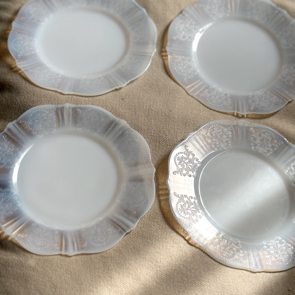 Vintage Macbeth-Evans American Sweetheart Opulent Glass Salad Plate.Set of 4-6in